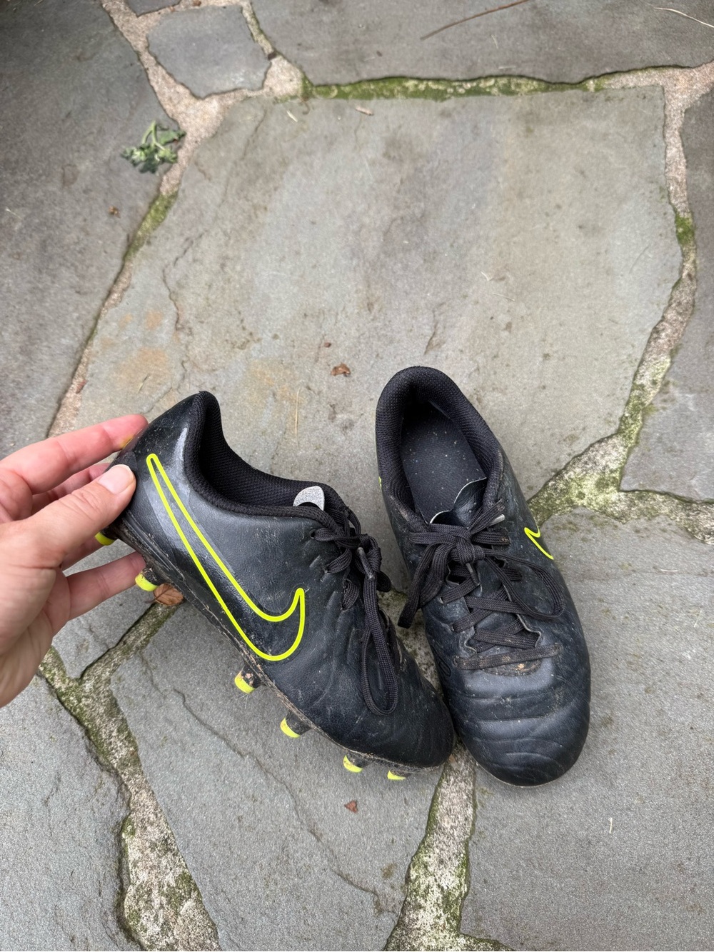 Nike Youth Size 1 Soccer Cleats